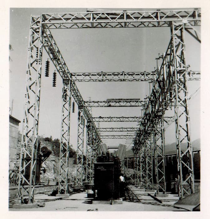 Central Hidroeléctrica Sauzal en 1945