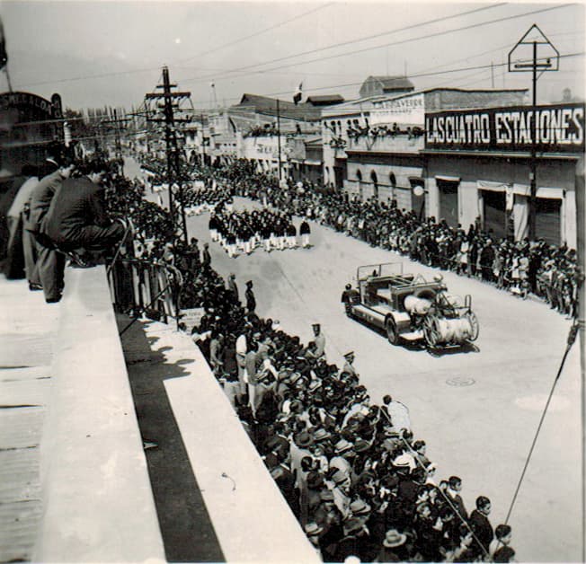 Desfile conmemorativo del Desastre de Rancagua, 1945