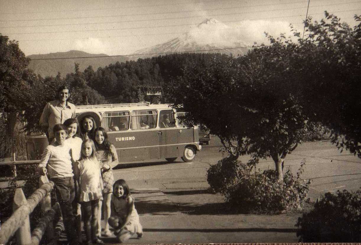 Familia en Pucón en 1971