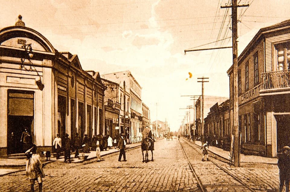 Calle Manuel Montt de Temuco en los años 20s