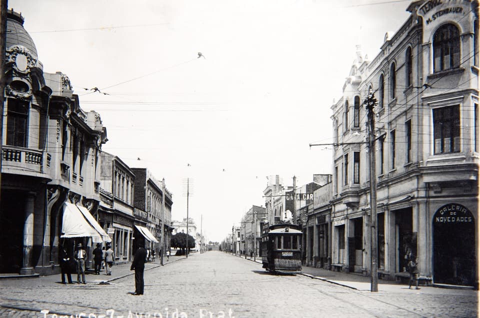 Avenida Arturo Prat de Temuco circa. 1930