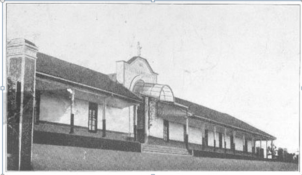 Antiguo hospital de Cauquenes en 1915