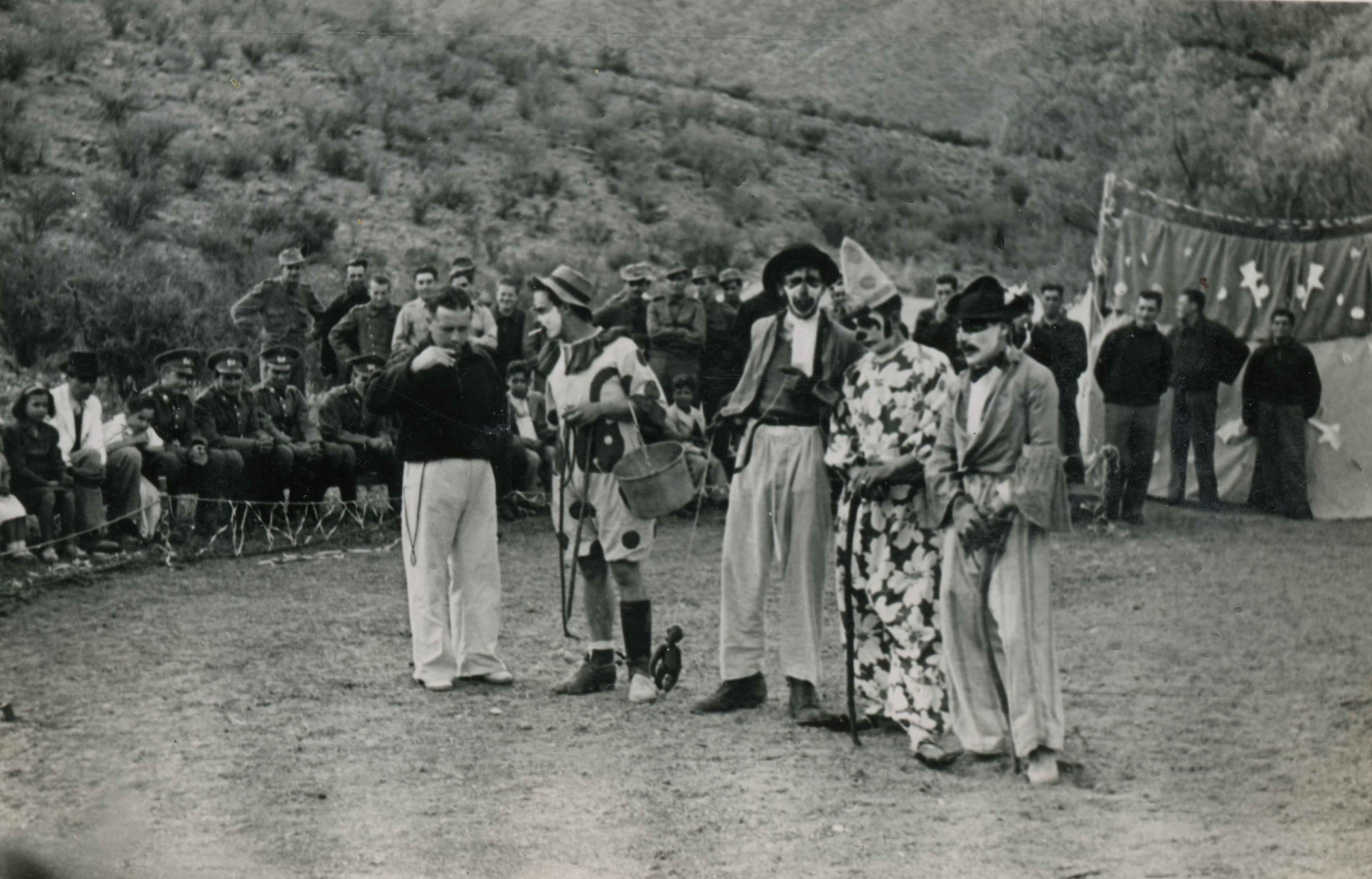 Circo en la Campaña de cadetes en 1943