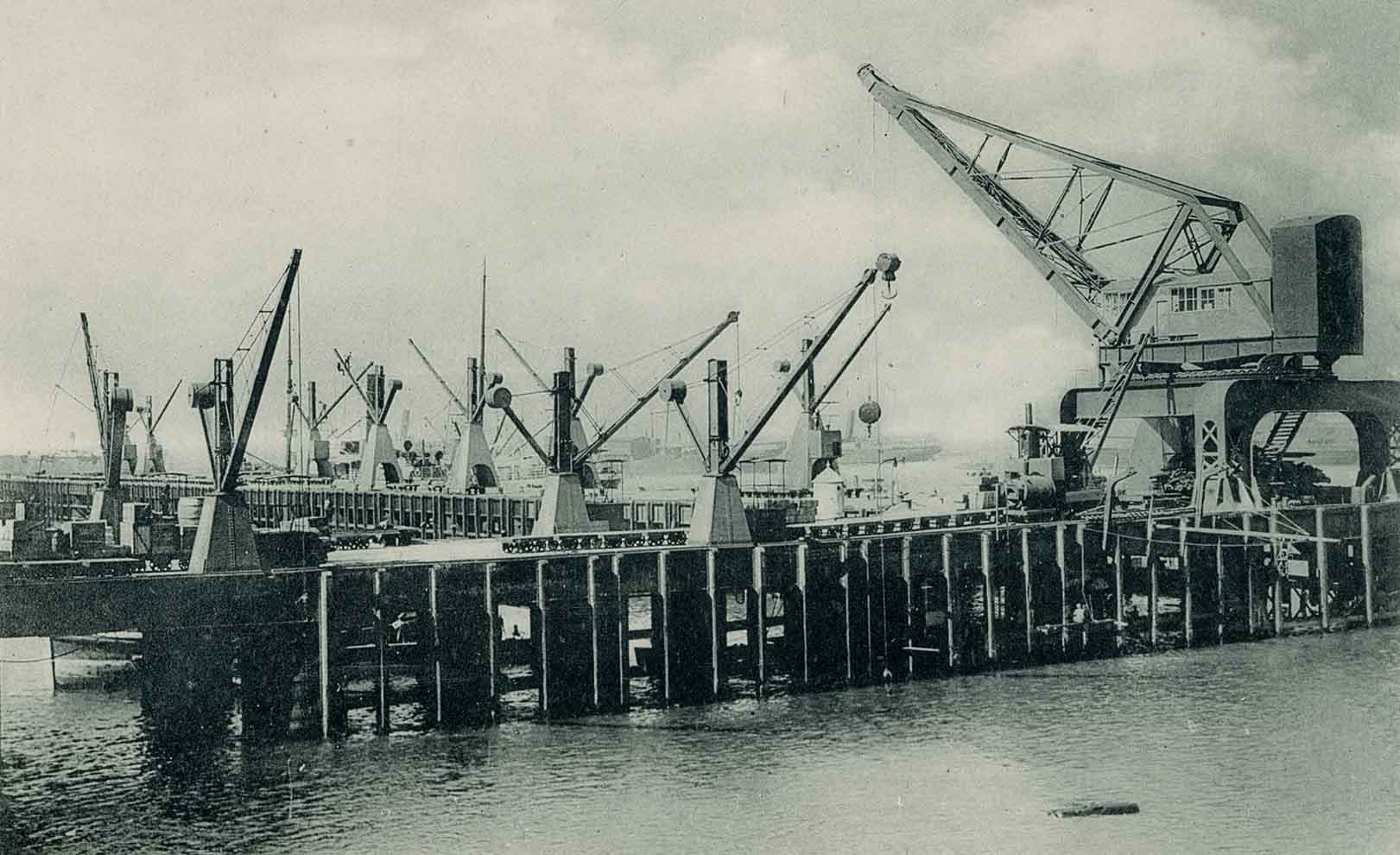Muelle fiscal de Valparaíso ca. 1910