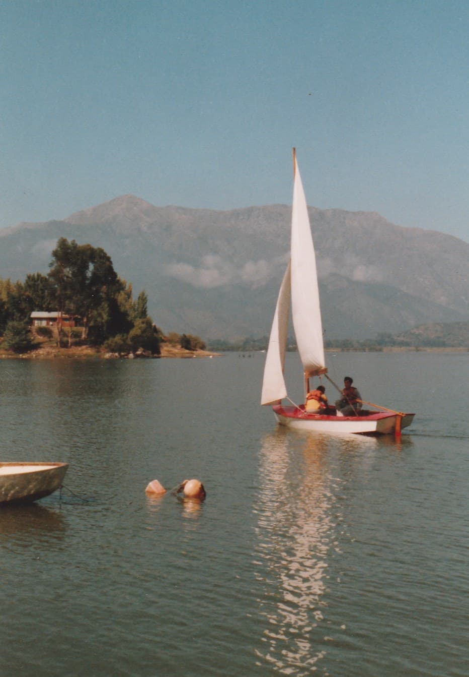 Navegación a vela en Aculeo, 1985