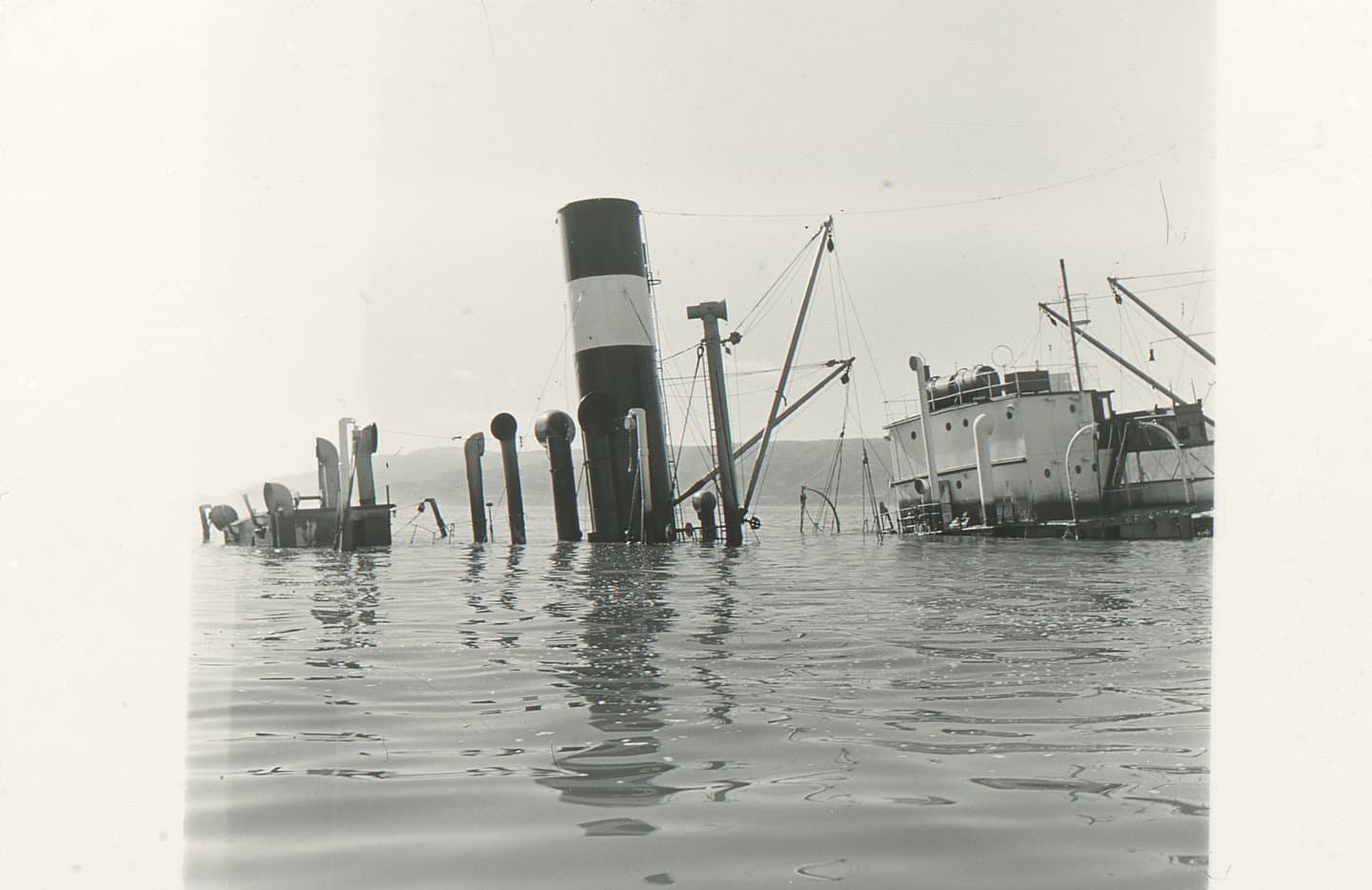 Barco hundido en terremoto de Valdivia, 1960