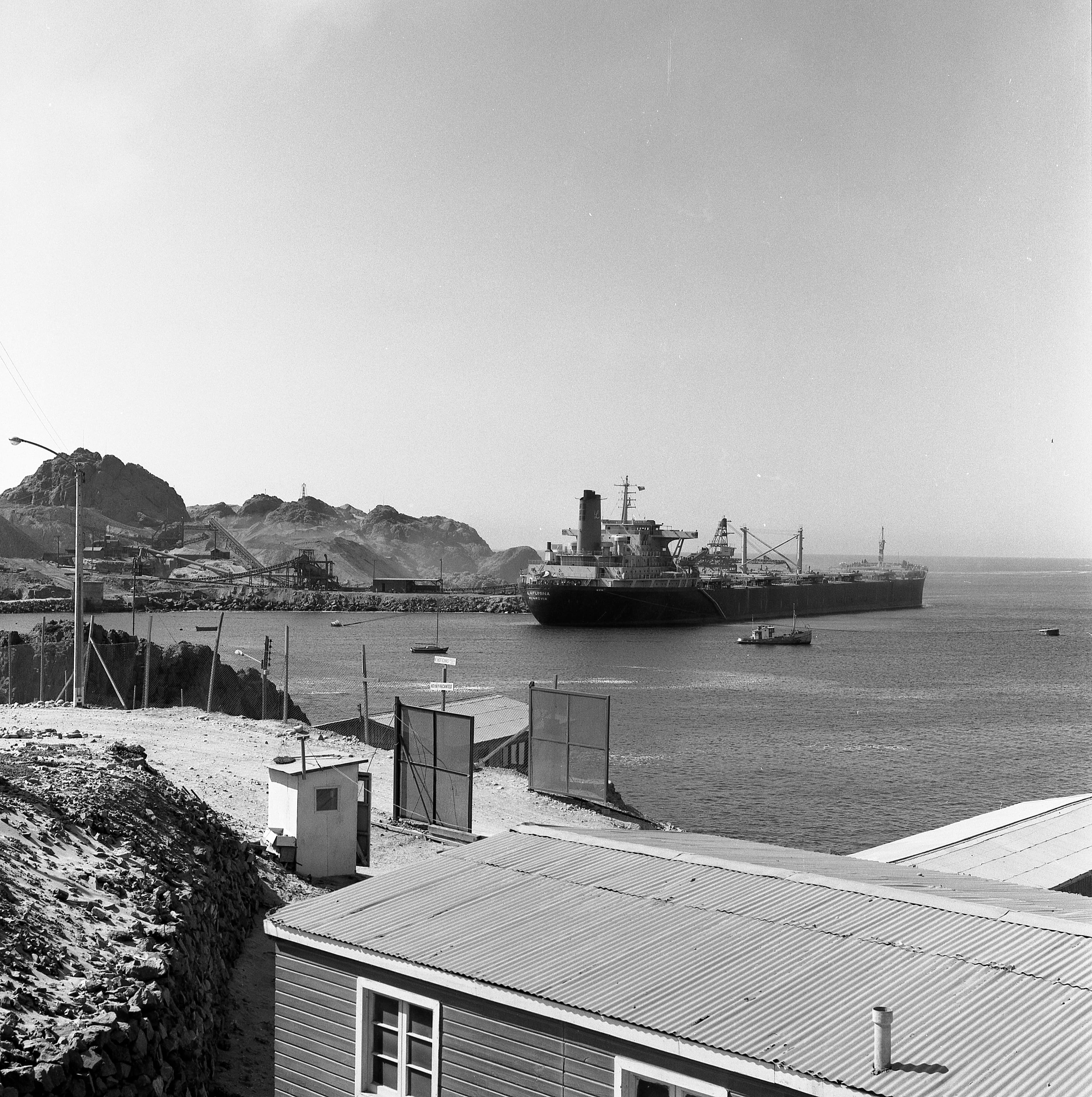 Embarque Mineral Hierro-Puerto Guacolda-CAP 1976