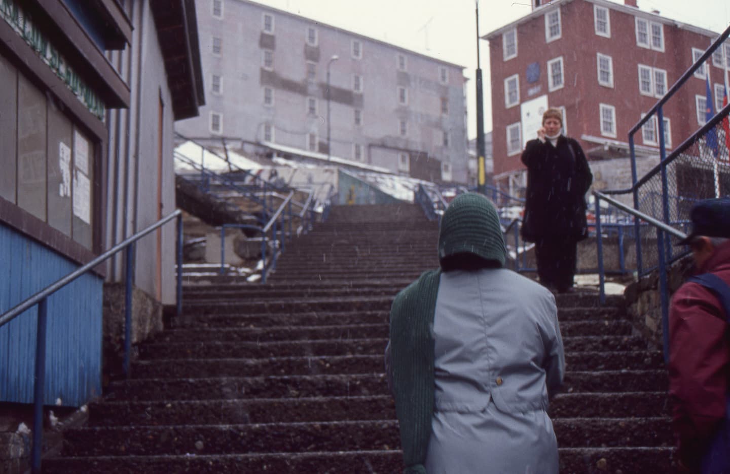 Sewell, 1999