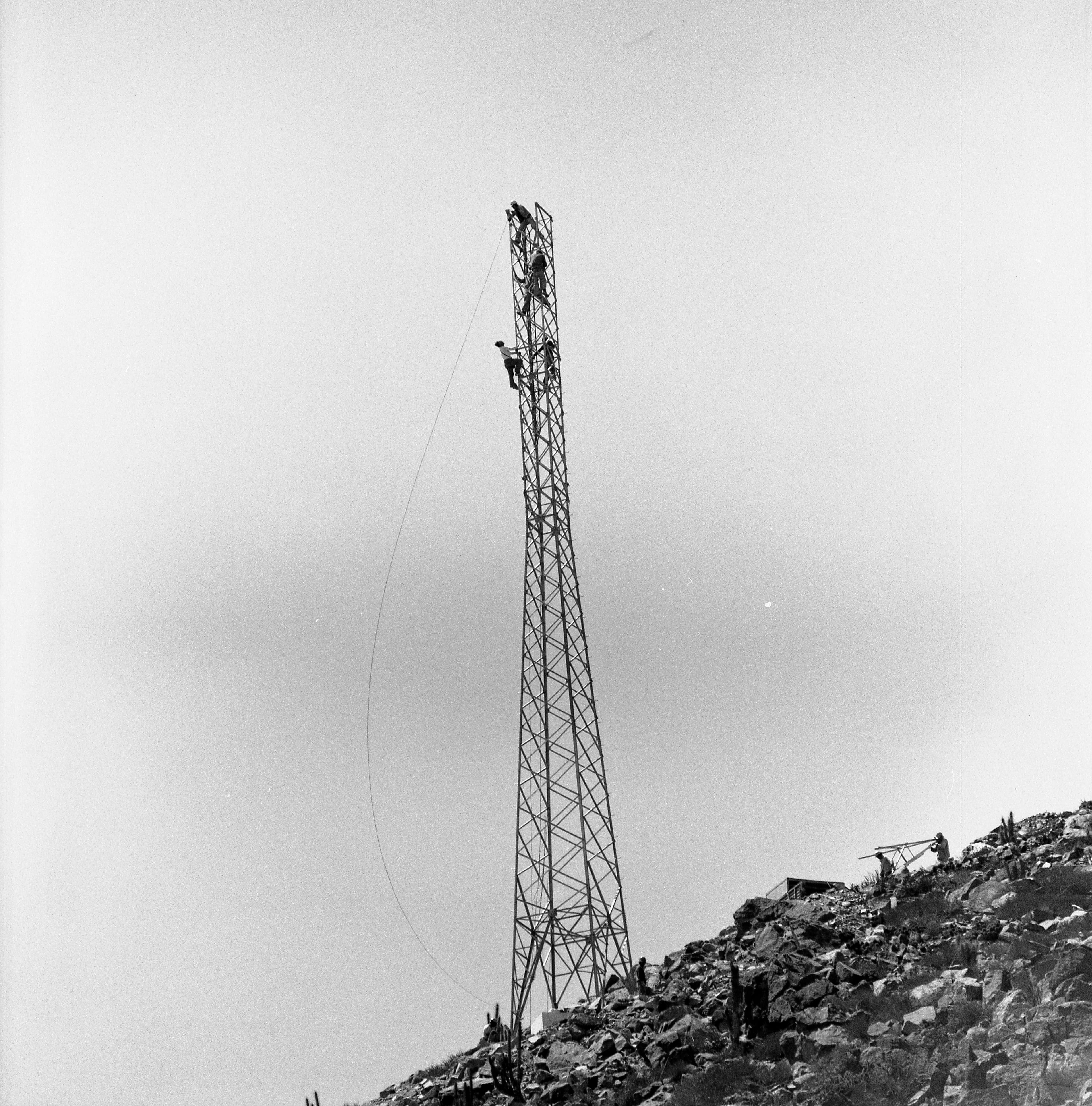 Construcción Torres Alta Tensión en 1970