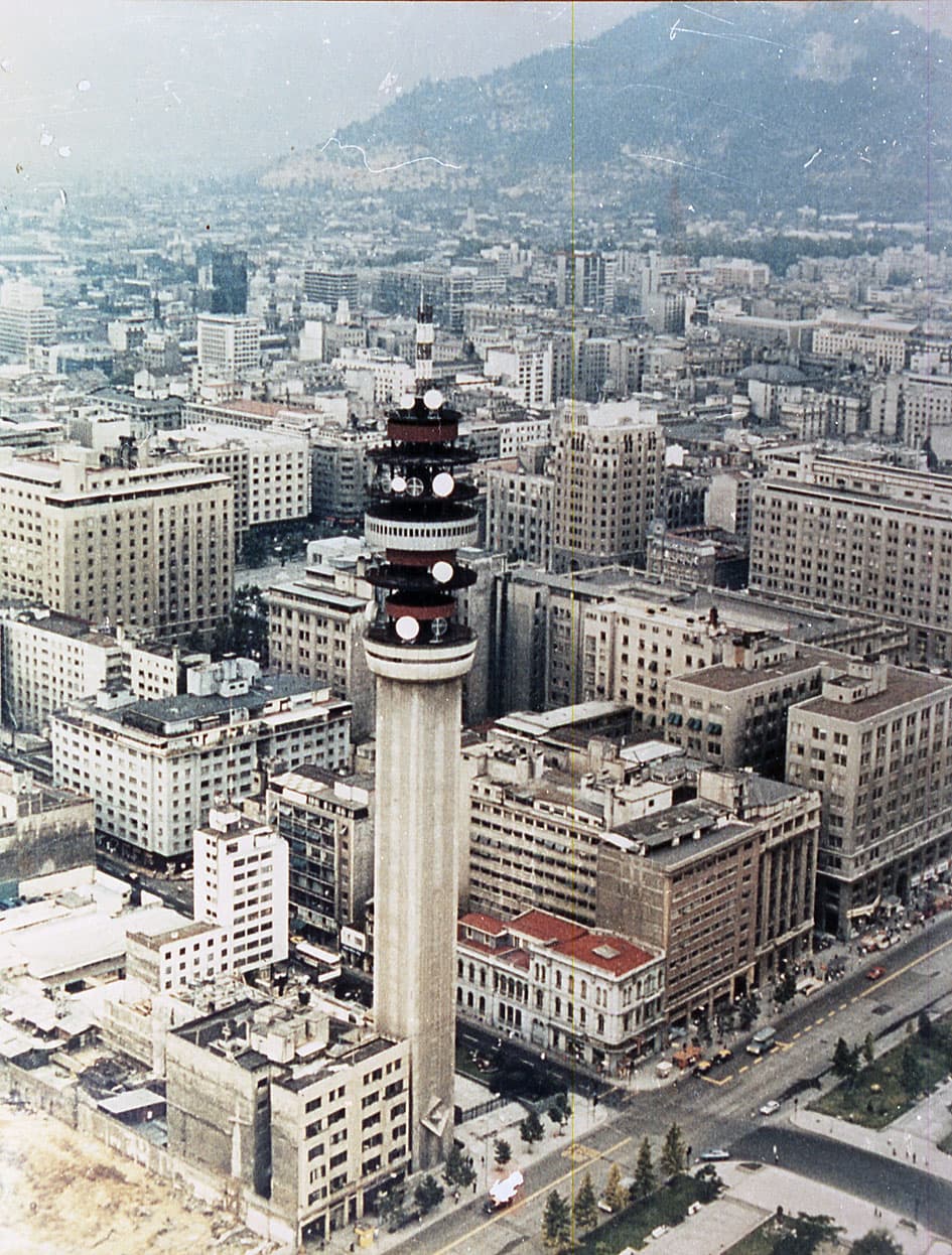 Torre Entel, Santiago, 1990
