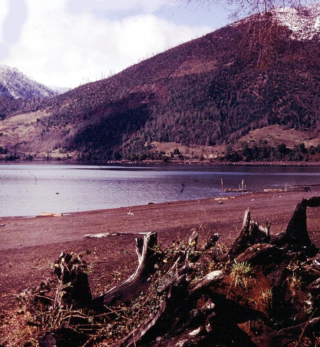 Lago Caburga, playa Negra invierno de 1968