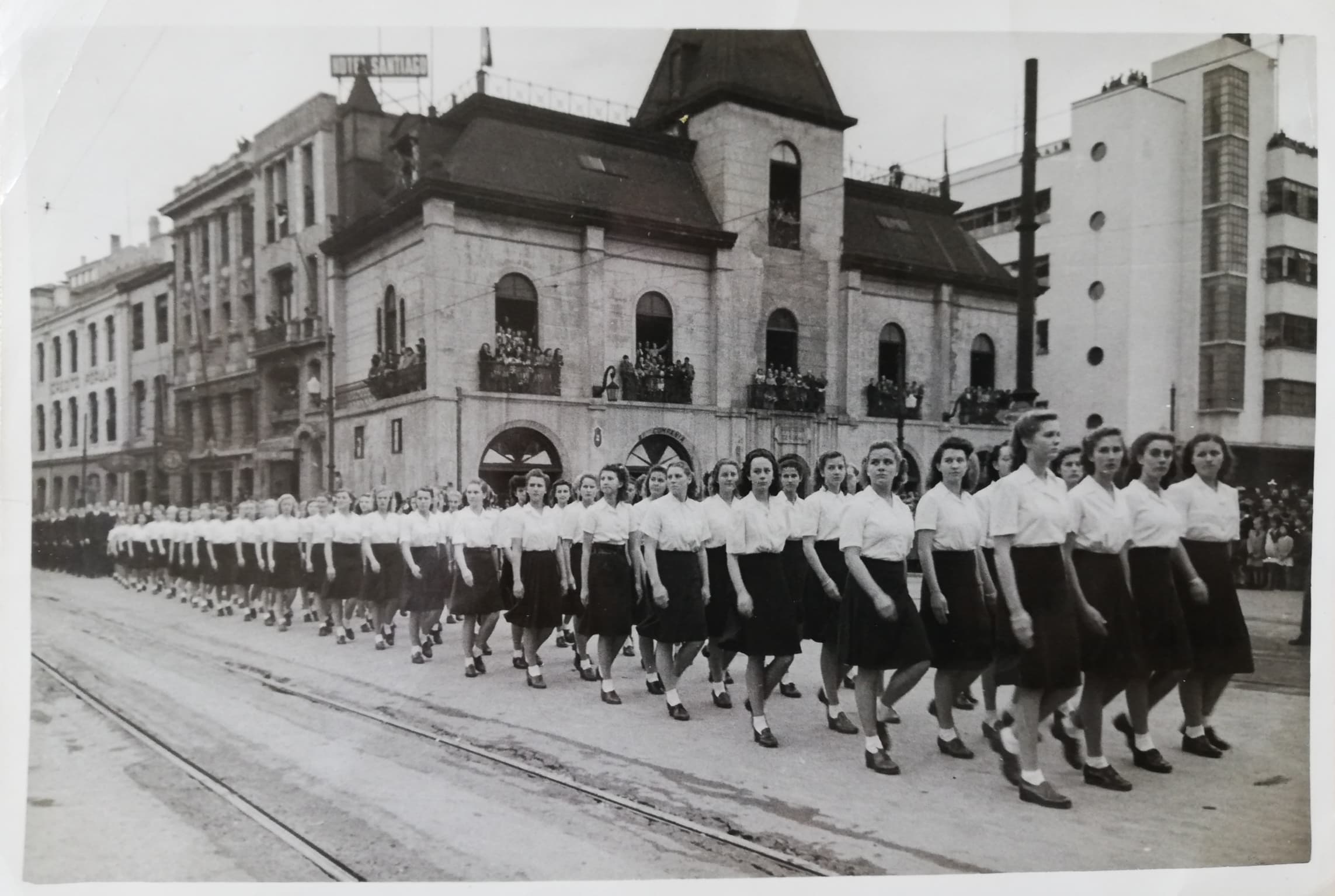 Desfile 21 de Mayo Colegio Alemán Valparaíso, 1946