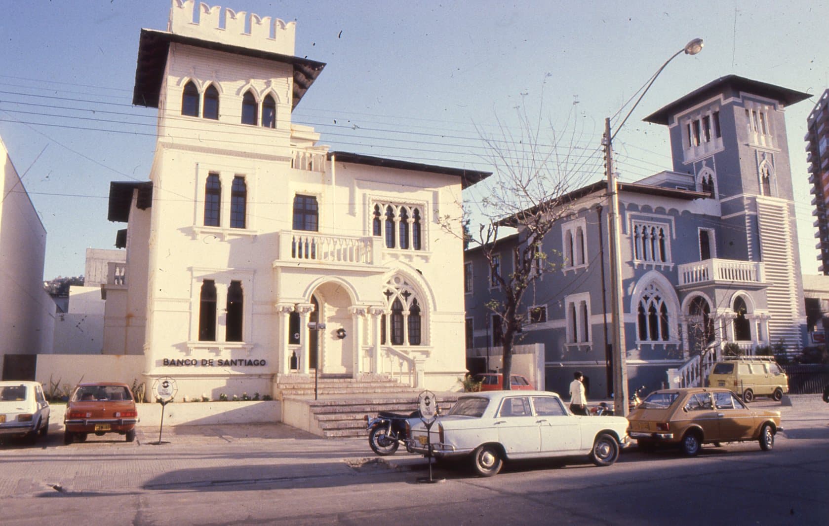 Sucursal Banco de Santiago, 1980