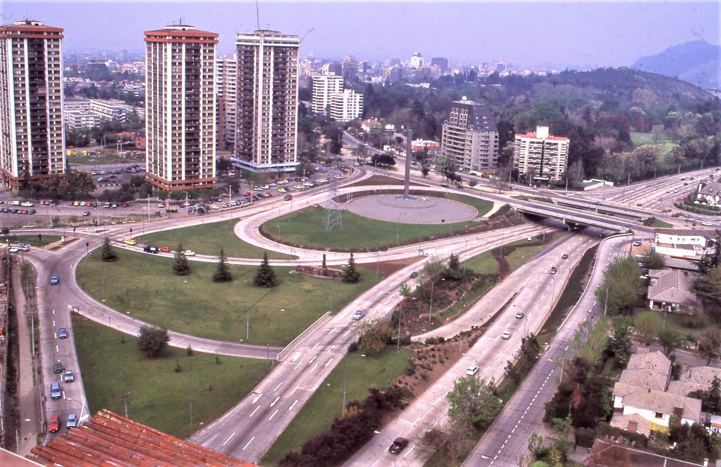 Avda. Américo Vespucio con Kennedy en 1992