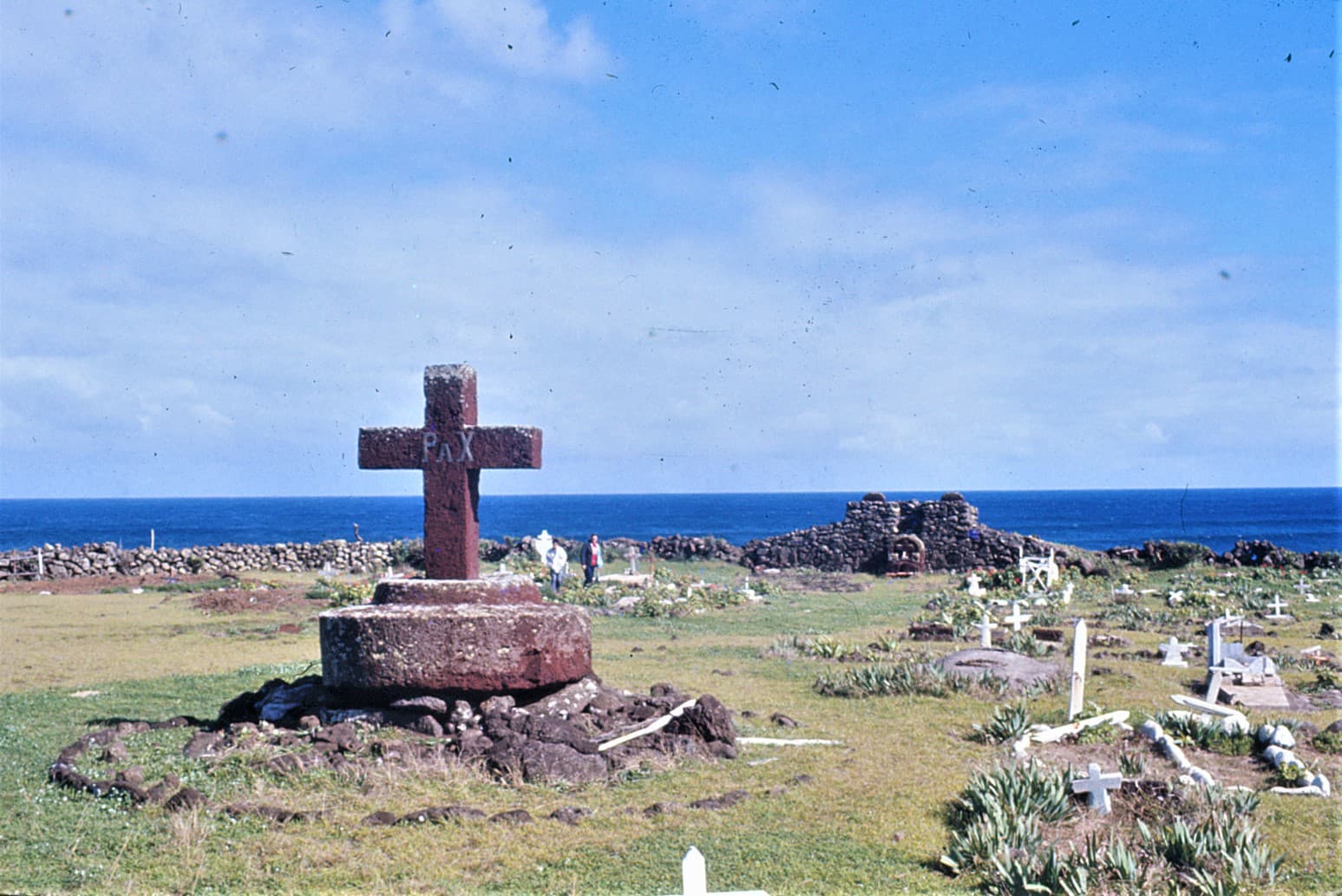 Cementerio Rapa Nui 1973