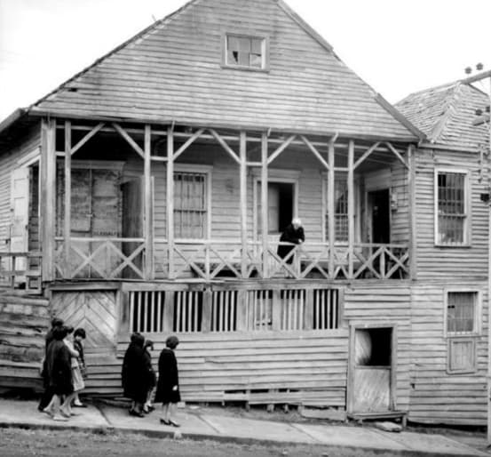 Casona en Chonchi, 1950