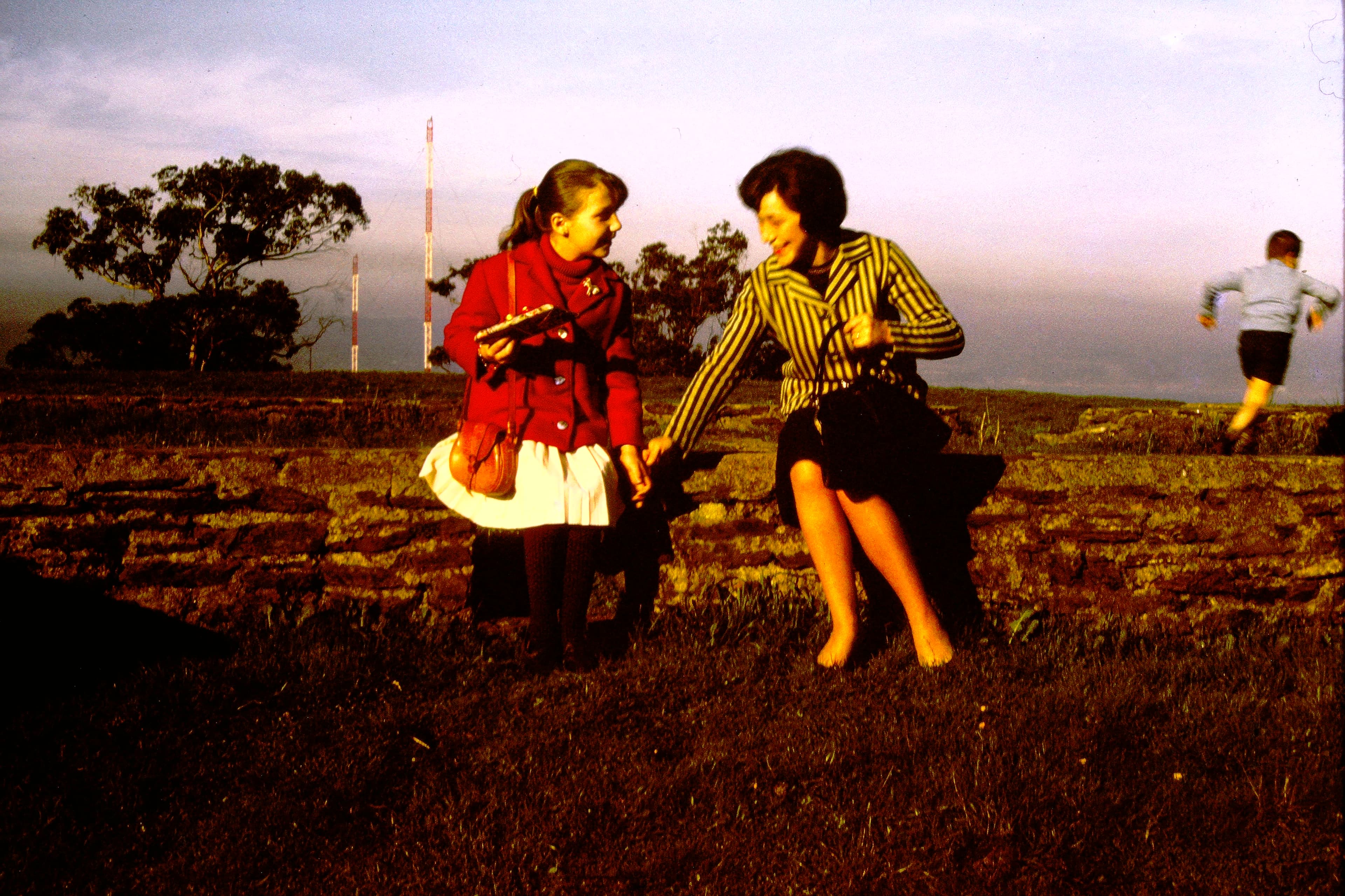 Madre e hija. Talcahuano en 1966