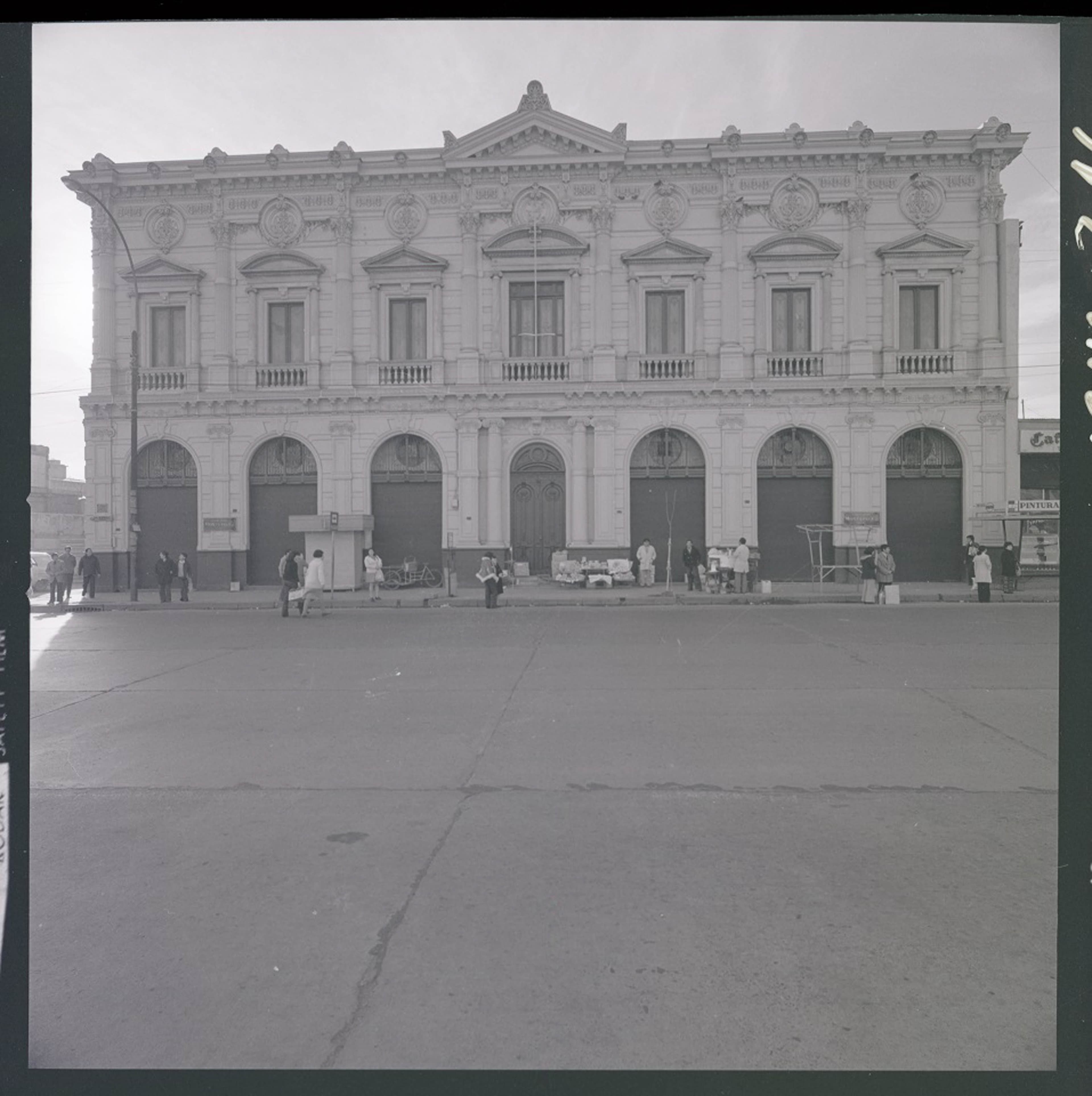 Casa Rivas (Ferretería Montero) en Santiago