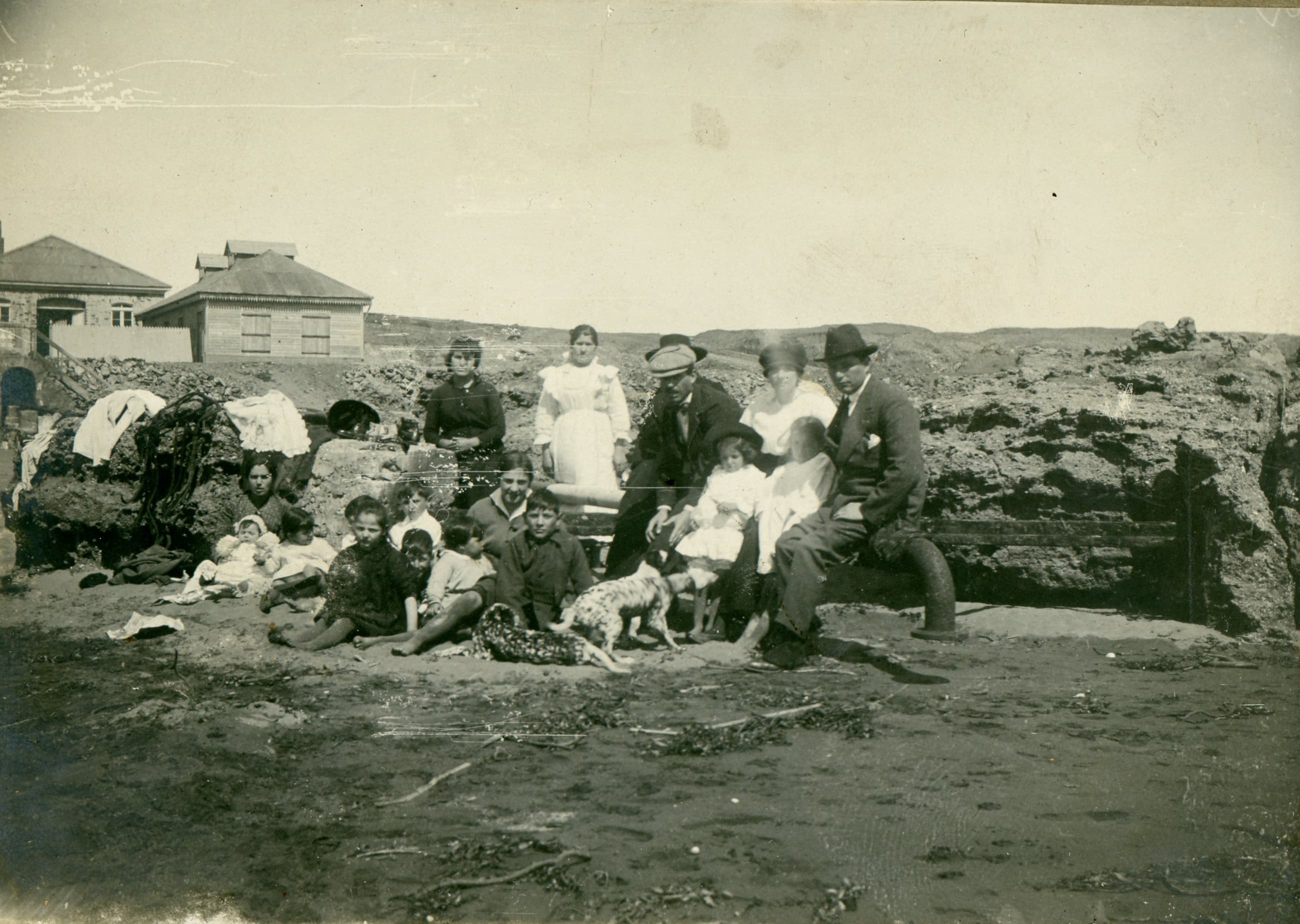 Familia en Pichilemu, Enero, 1913