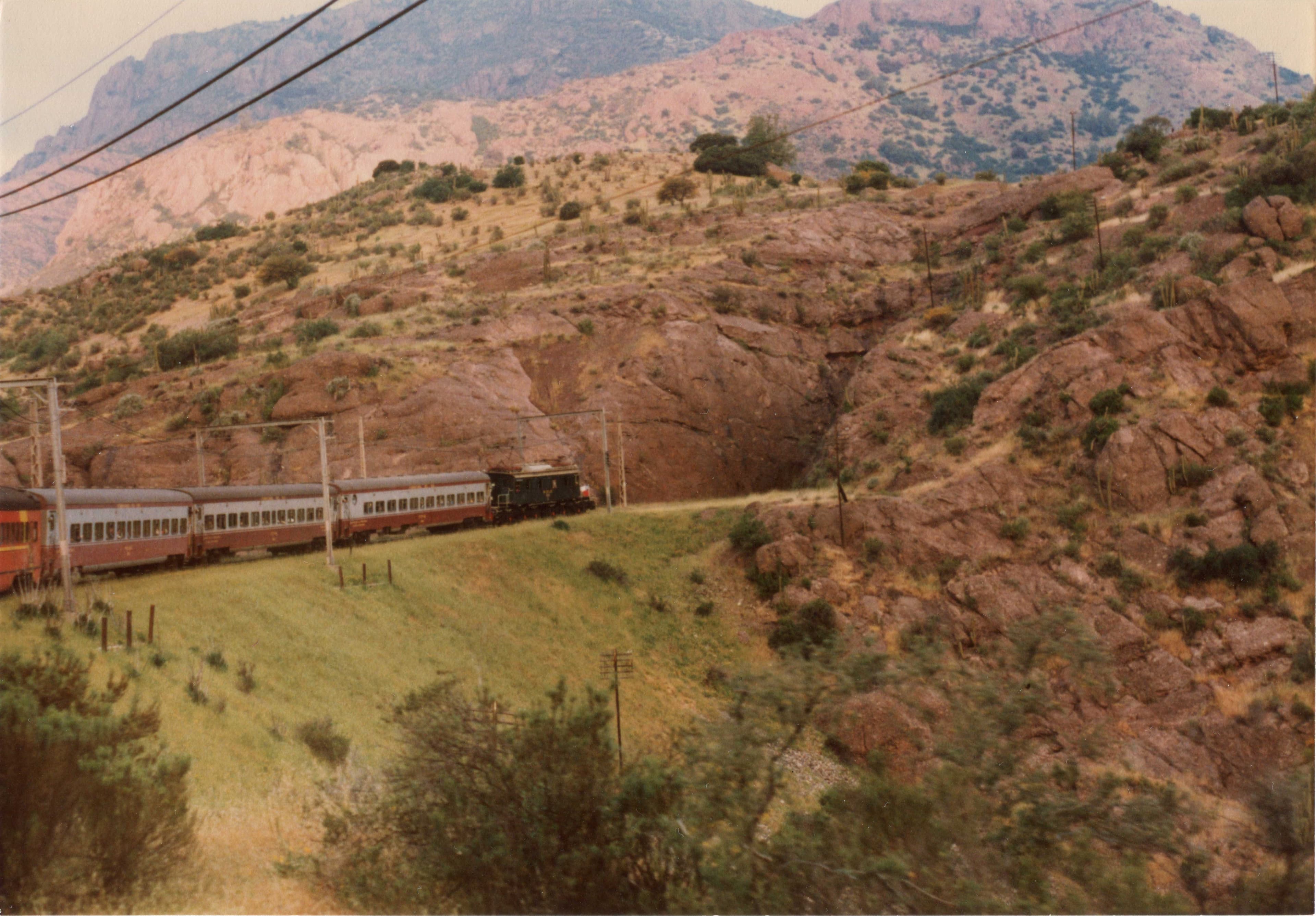 EFE FP SCLVAL 004 Los Andes Octubre 1987 Cuesta El Tabon