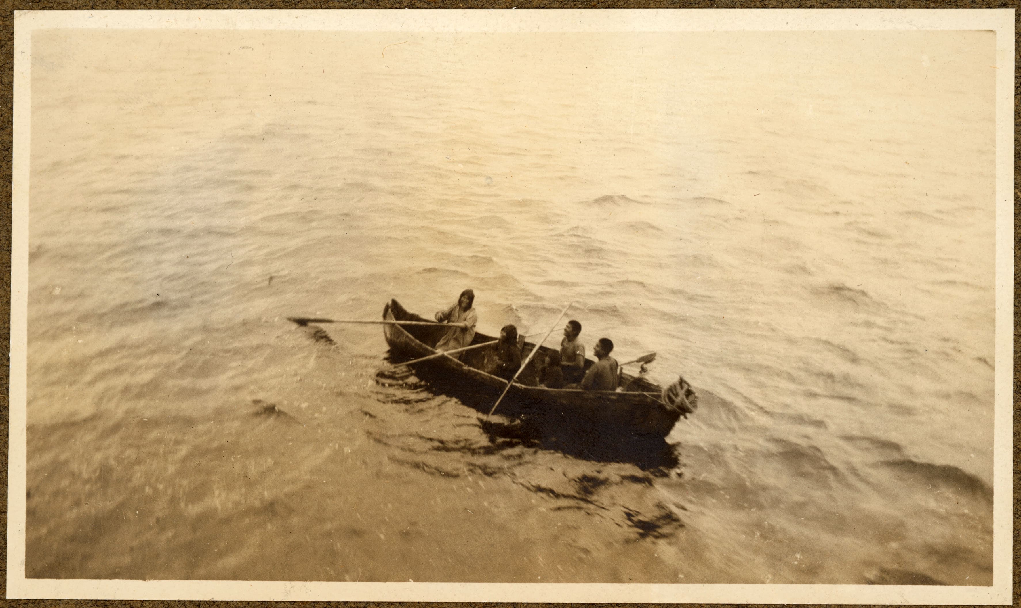 Balsa Kawésqar, Patagonia, ca. 1923