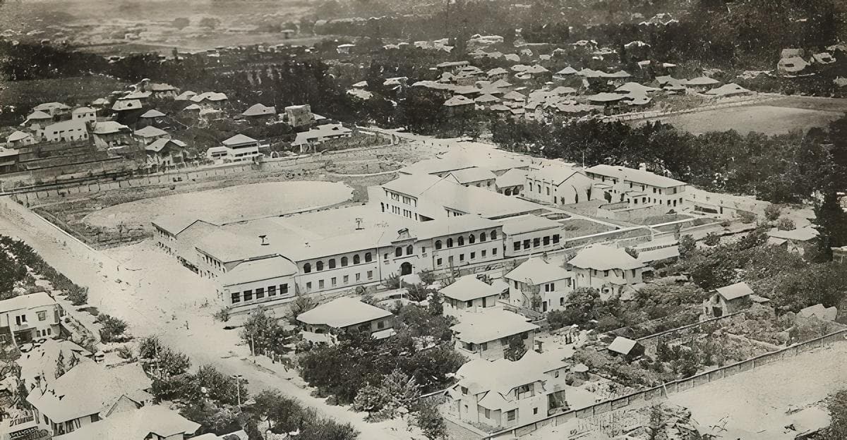 Santiago College, actual Campus Los Leones USS circa. 1935