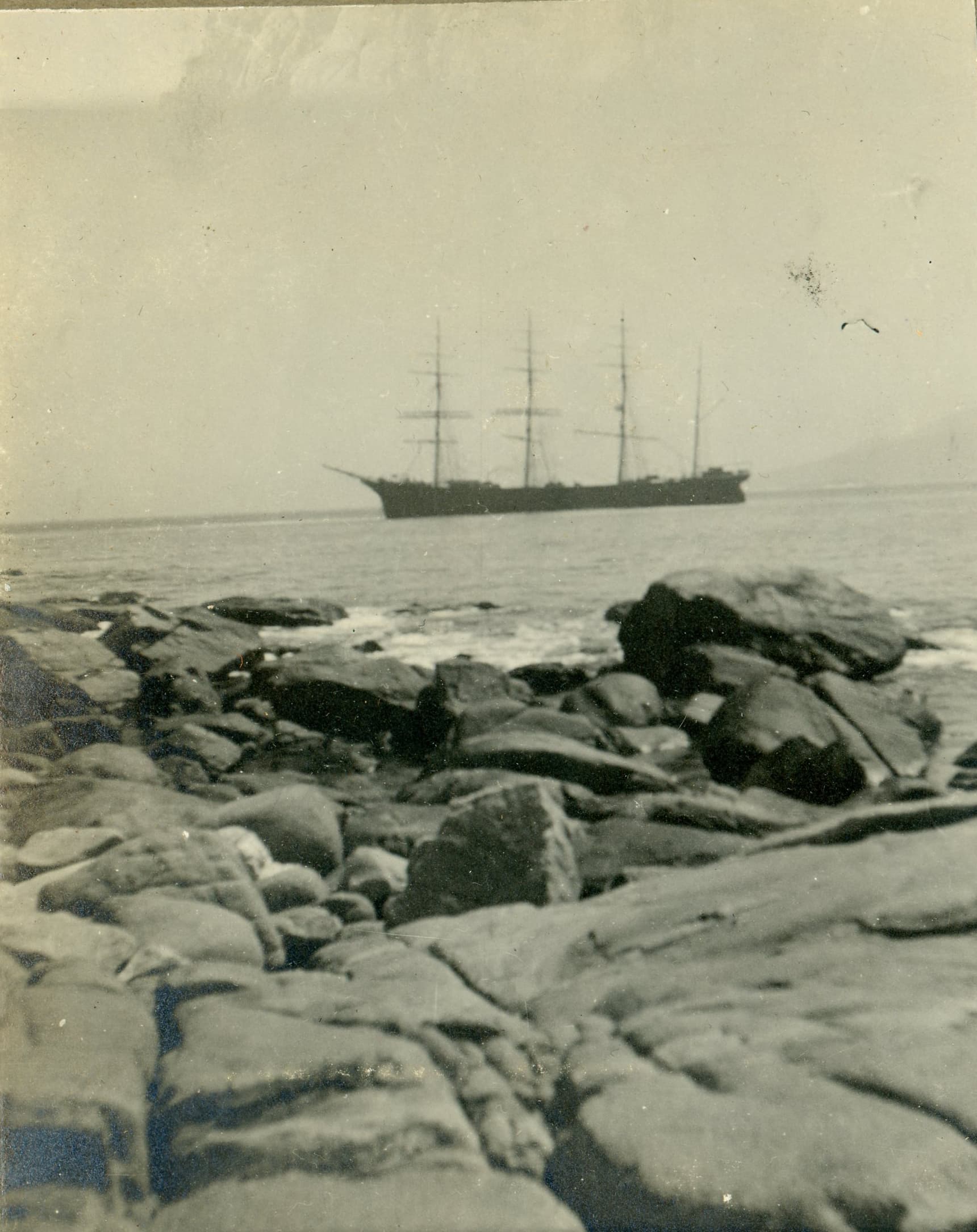 Papudo y una corbeta, Abril de 1913