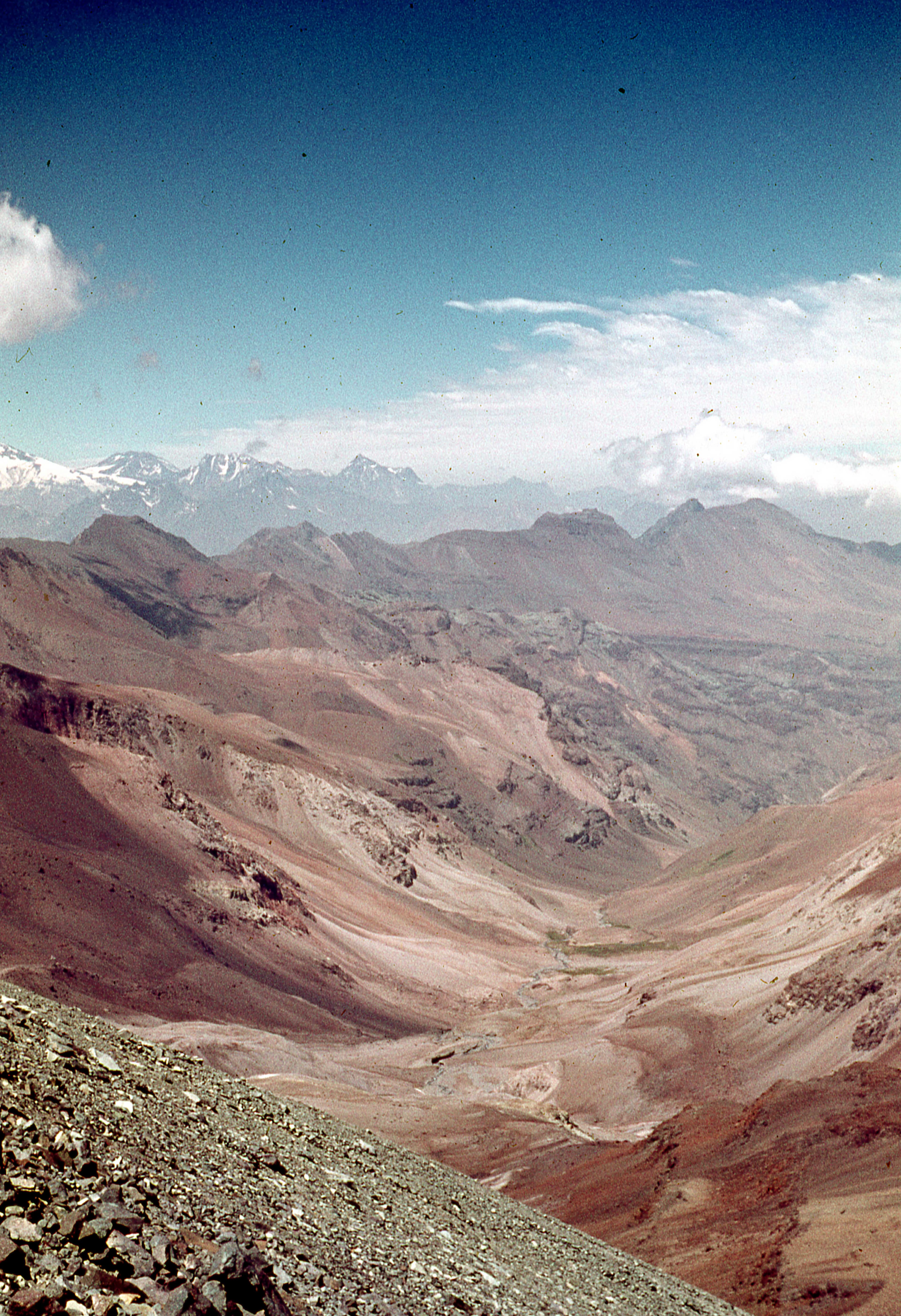 Vista de Piedra Numerada desde el Plomo, 1977