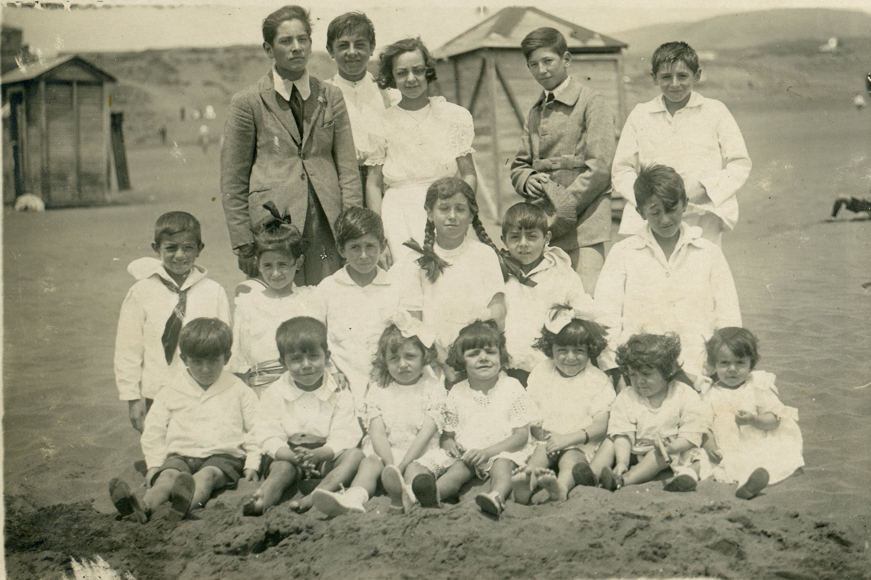 Retrato en Playa de Pichilemu, Febrero 1922