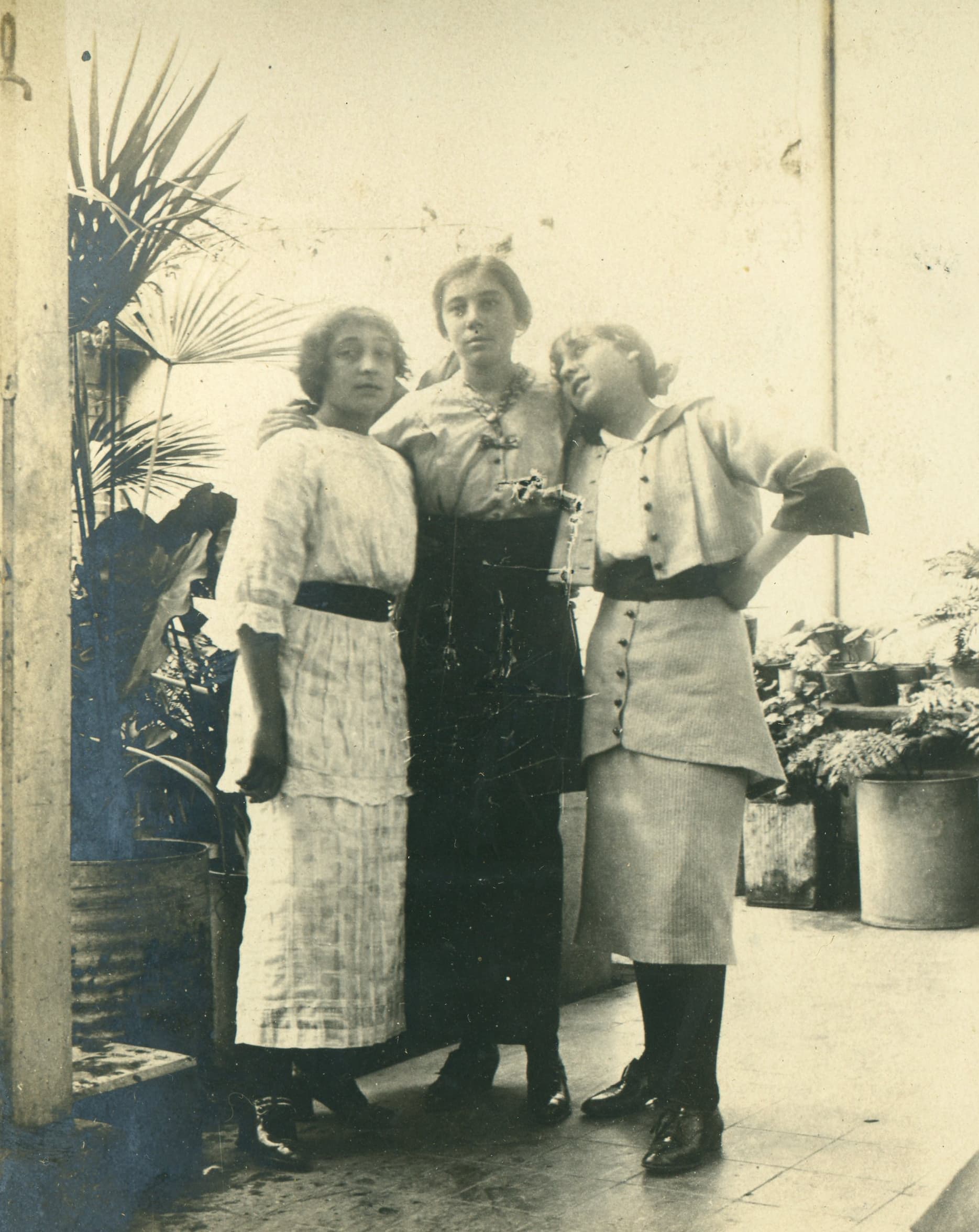 Mujeres en Limache, Marzo de 1915