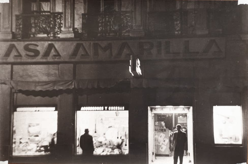 Tienda de Música Casa Amarilla, ca. 1950