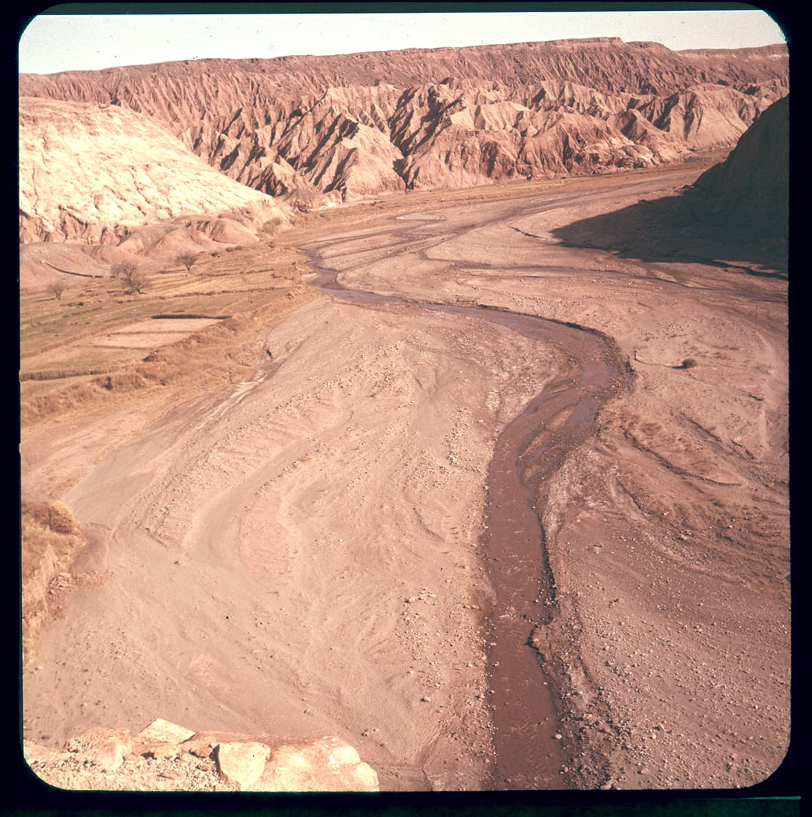 Vista del río Grande de San Pedro de Atacama, Región de Atacama, Chile, 1950 - 1965