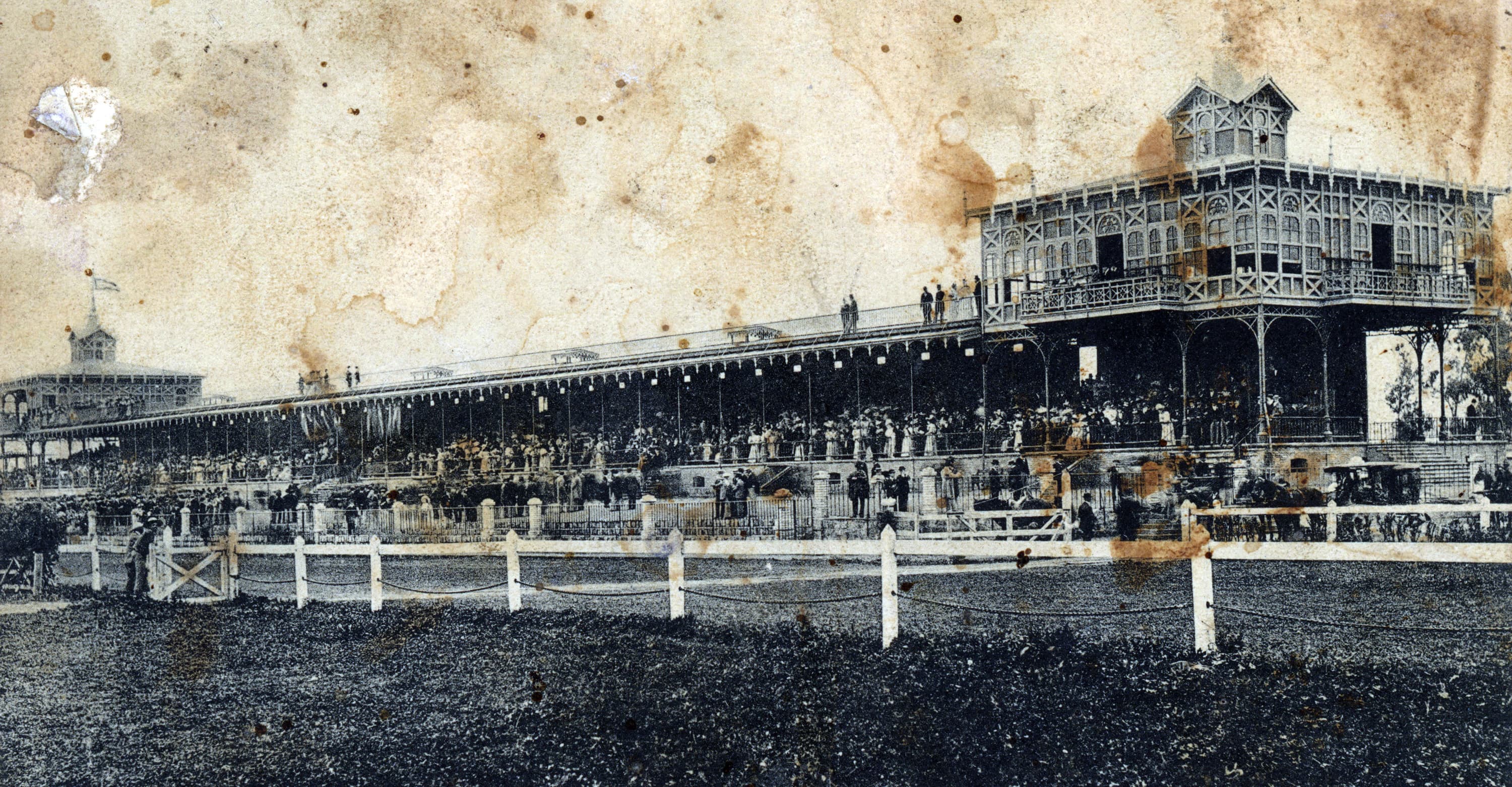 Tribunas del Club Hípico de Santiago, ca. 1910