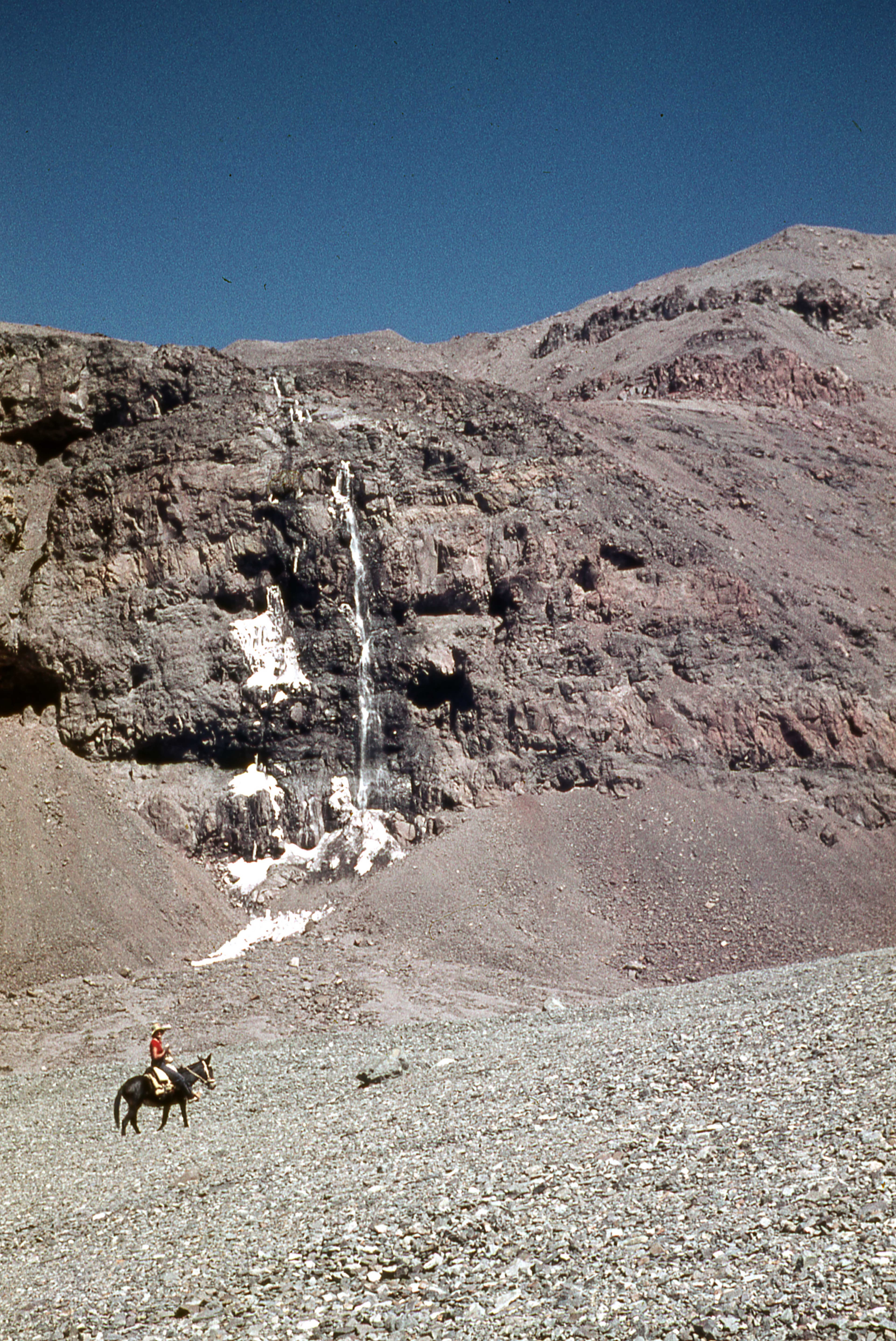 Cascada La Leonera, 1977