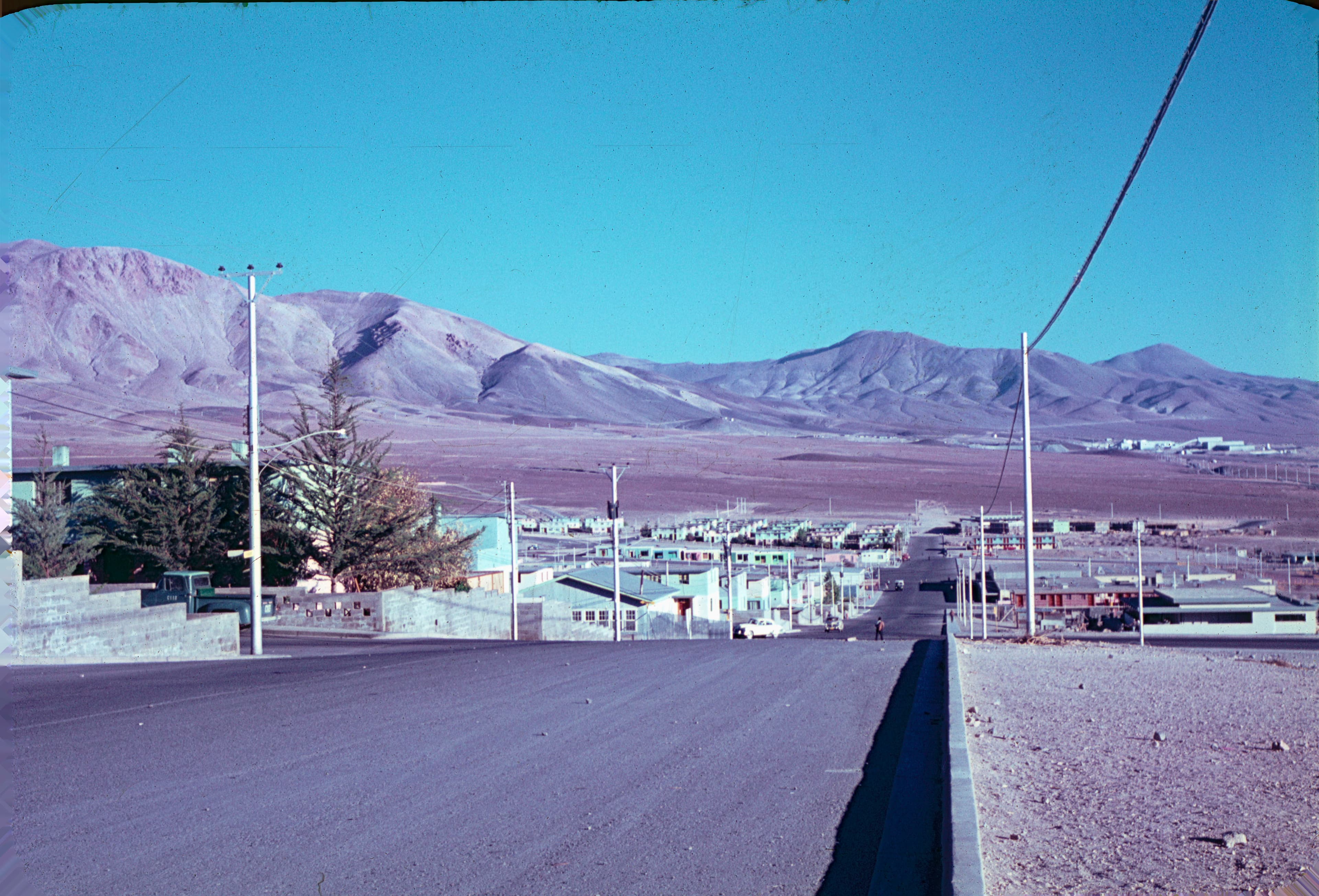 Calle y vista de campamento El Salvador, 1964