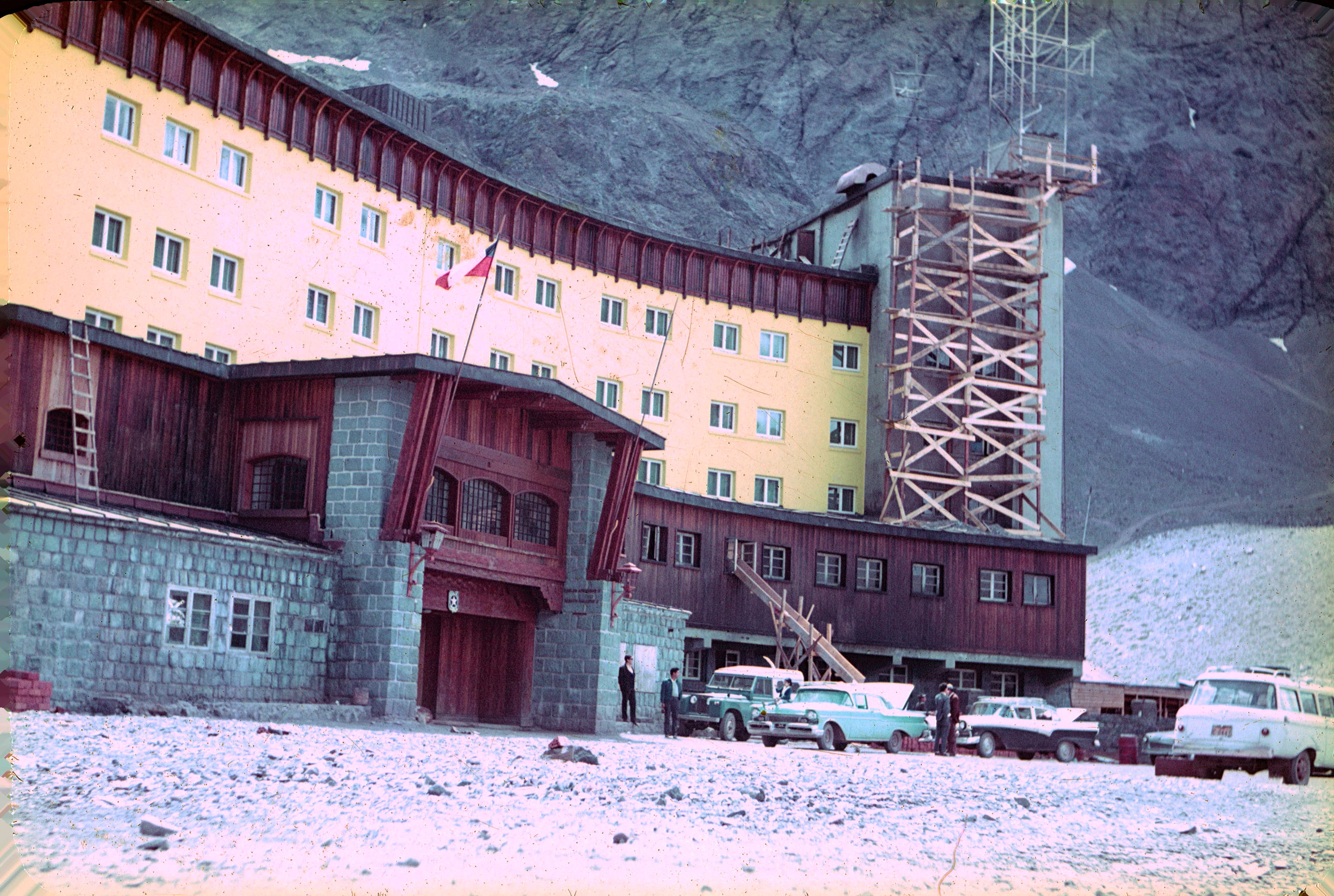 Acceso a Hotel Portillo, ca. 1964