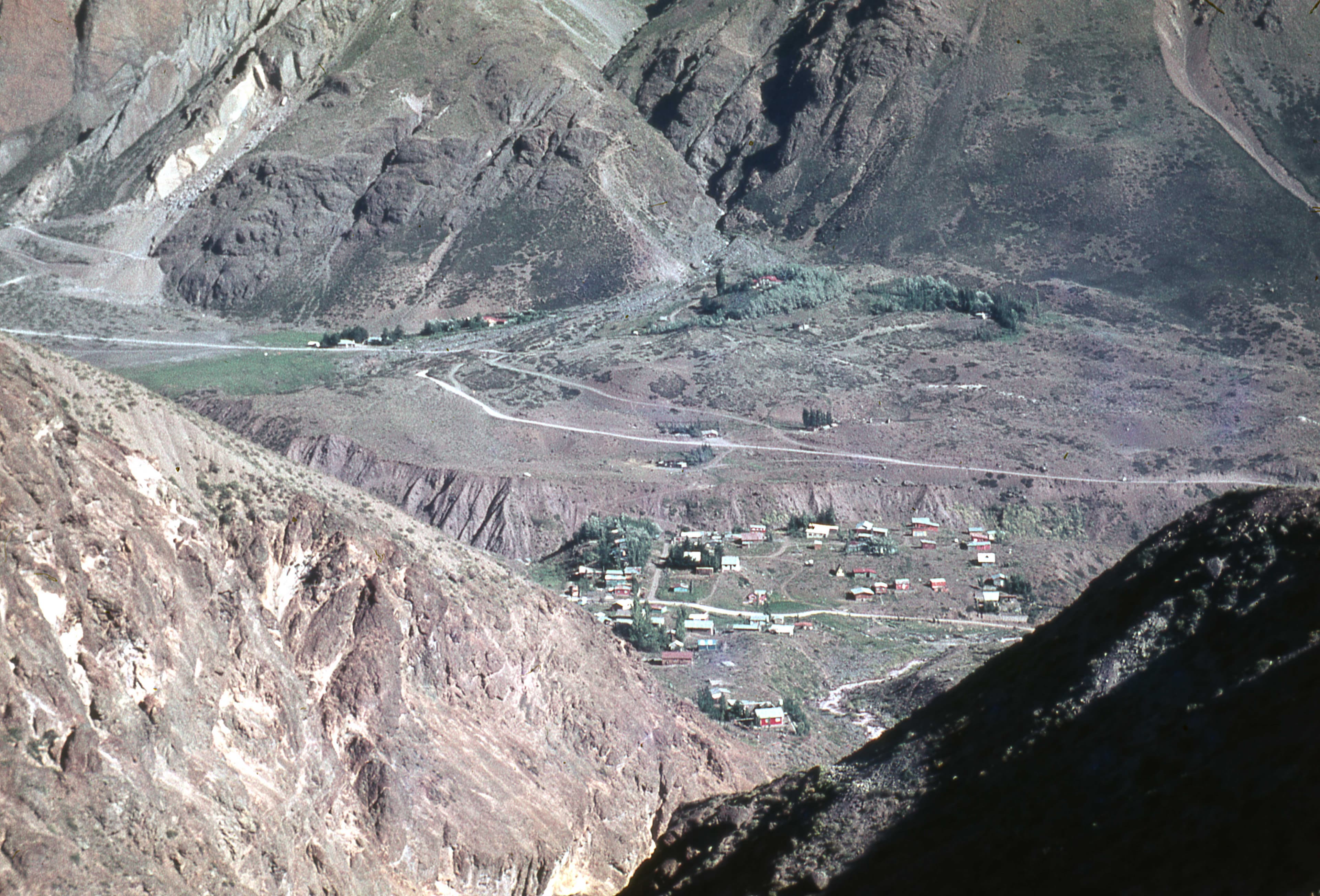 Vista a lo Valdes y Baños Morales, ca. 1975