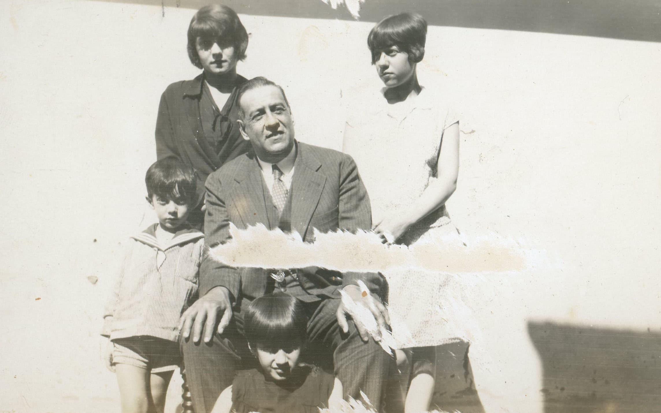 Jorge Young y familia, ca. 1920