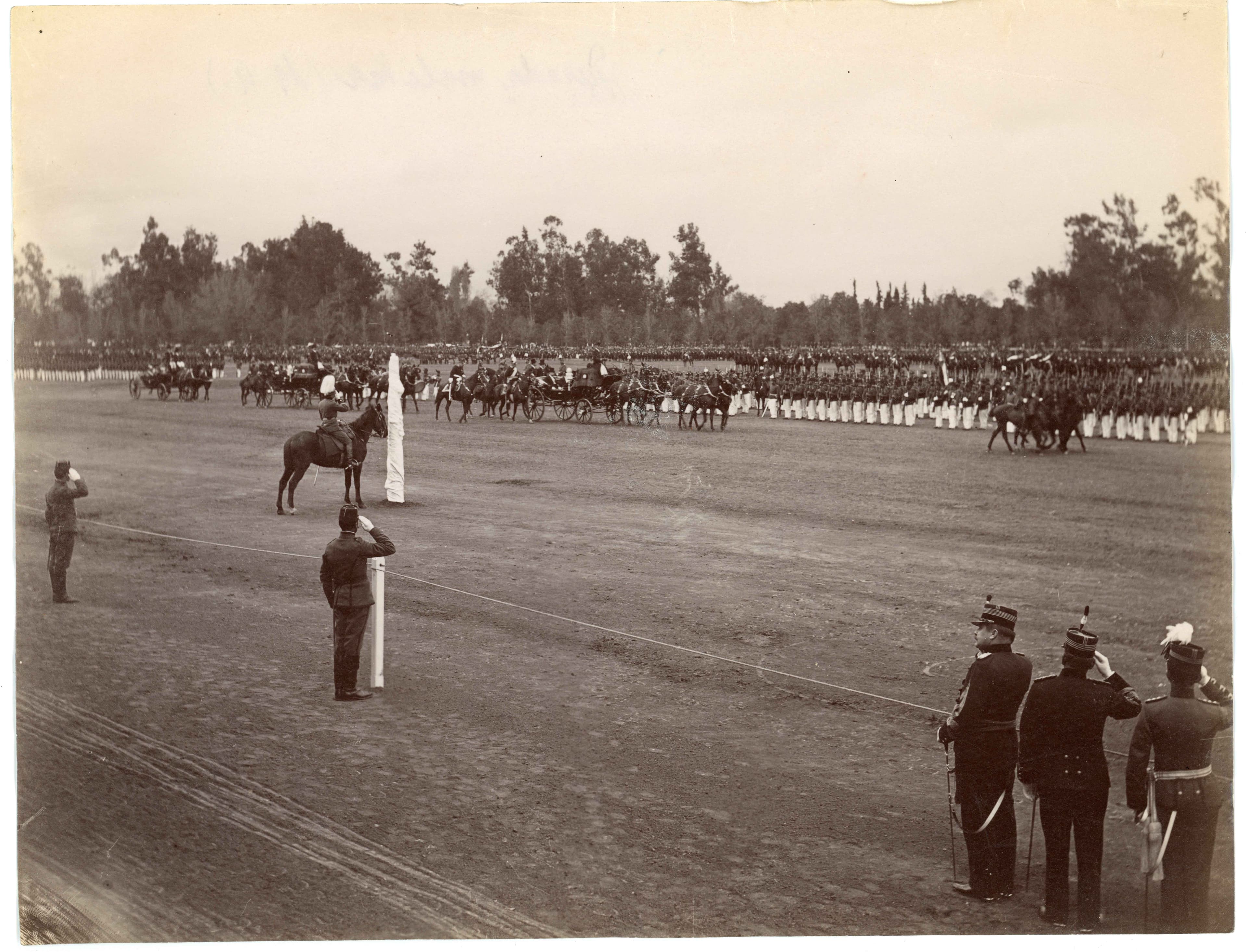 Tropas en Parada Militar, Parque Cousiño, ca. 1904